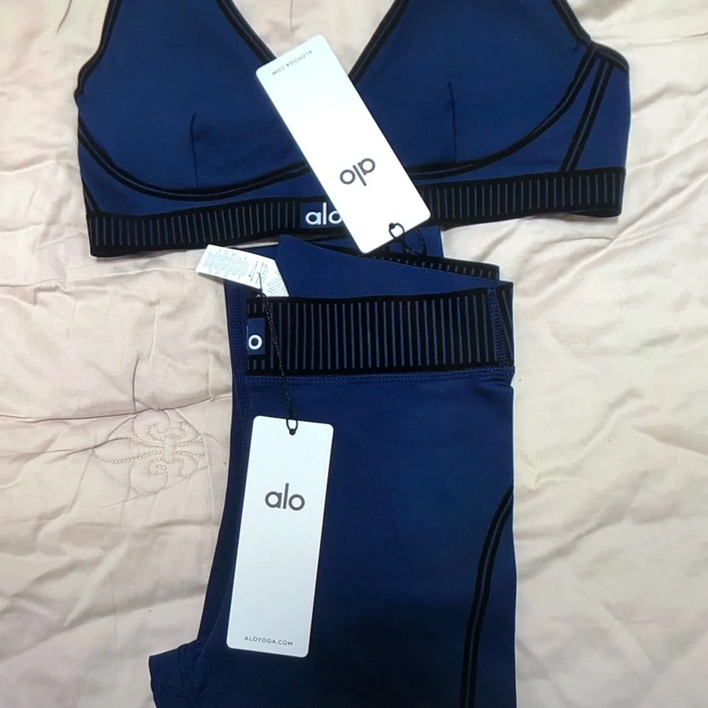 ALO Yoga Navy Seamless Sports Bralette with Legging Set